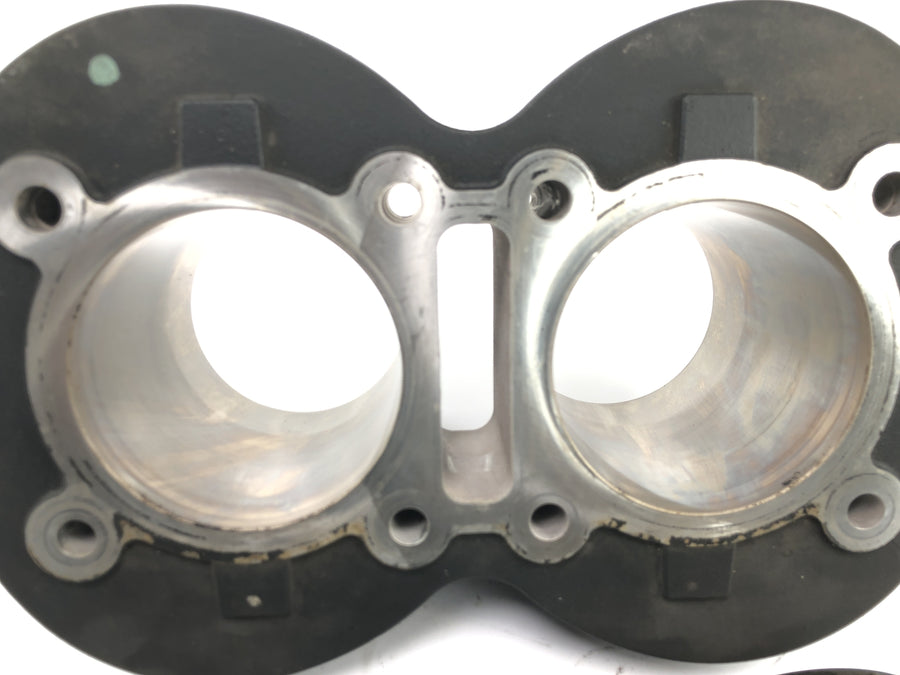 Triumph Bonneville T100 986MF [2012] - Cylinder med stempelcylinderblok cylinderenhed