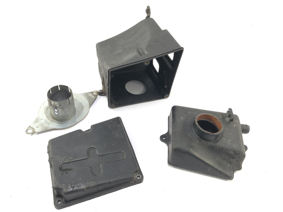 Yamaha XT 500 1U6 [1981] - Airbox Air Filter Box