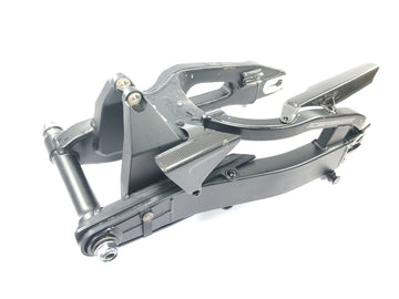 Honda CBR 1000 RR SC57 [2006] - Svingarm baghjulsvingarm med svingarmaksel