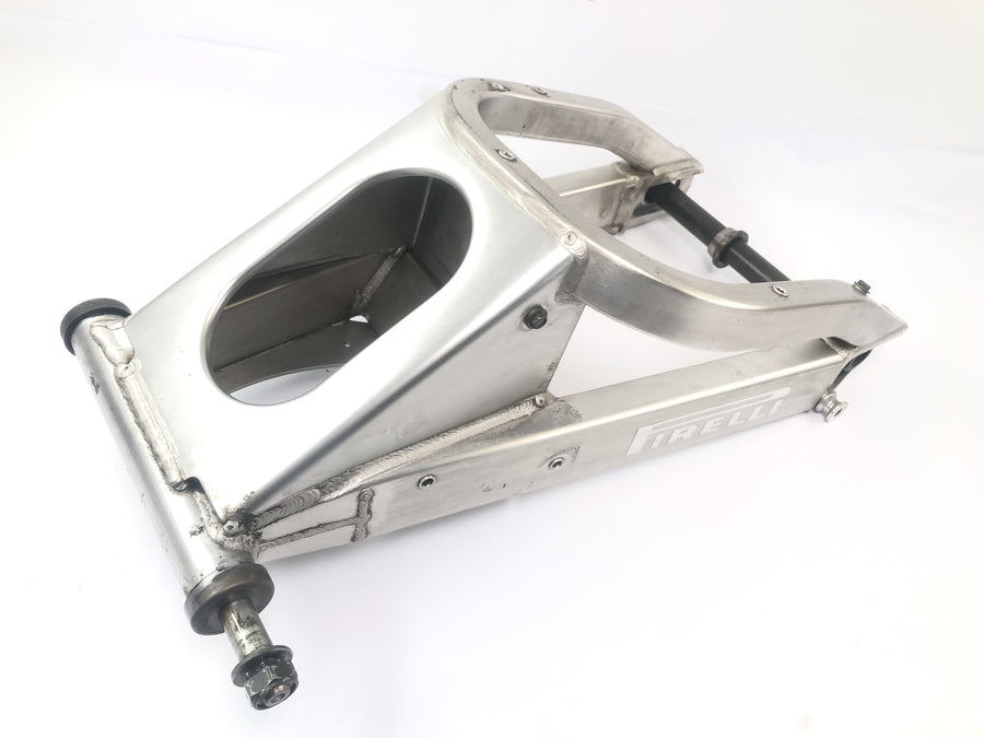 Yamaha YZF R1 RN01 [1998] - Schwinge baghjulsving