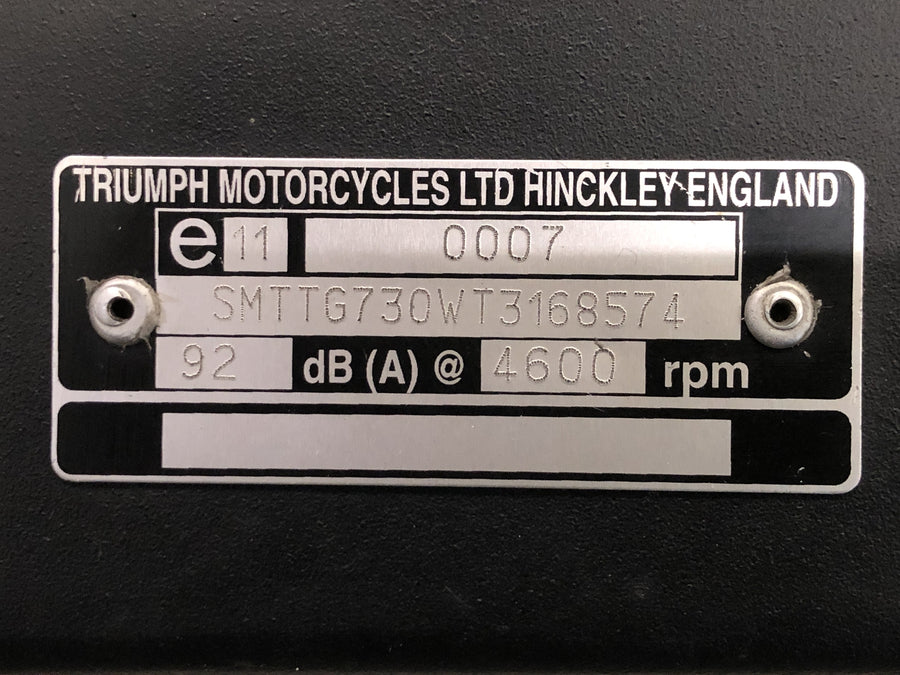 Triumph Tiger 955i 709EN [2003] - Ramme med papirer