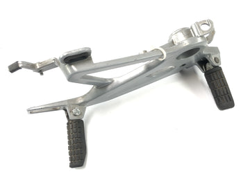 Honda SLR 650 RD09 [1997] - Fodstøttesystem på højre fodstøttebeslag - 0