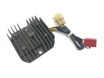 Honda NX 650 Dominator RD02 [1994] - Spændingsregulator ensretter regulator