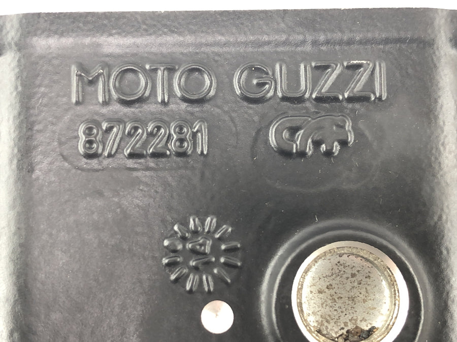 Moto Guzzi Stelvio 1200 8V [2016] - topstykke ventilhoved venstre