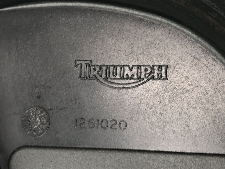 Triumph Speed ​​​​Triple T509 [1998] - Tandhjulsdæksel motordæksel