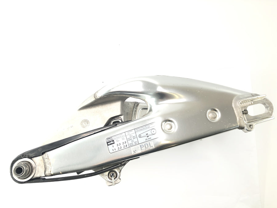 Aprilia RSV 1000 RP Mille [2001] - Svingarm baghjul svingarm
