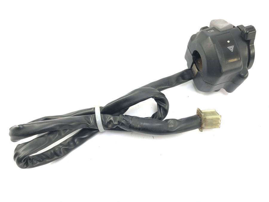 Yamaha DT 125 DE06 [2005] - Styrets fittings venstre styrskontakt