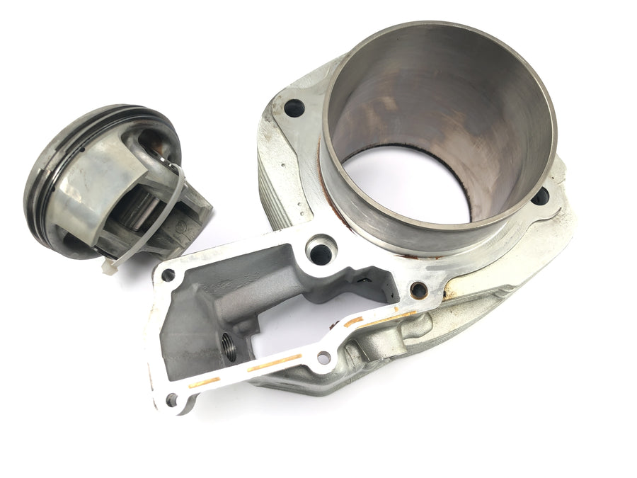 BMW R 1100 S R2S [2000] - cylinder med stempel til højre