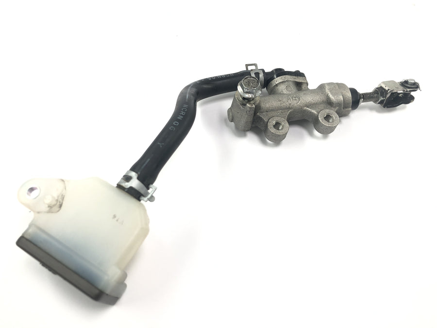 Suzuki GSF 1250 SA Bandit WVCH [2007] - Fodbremsepumpe Bagbremsepumpe