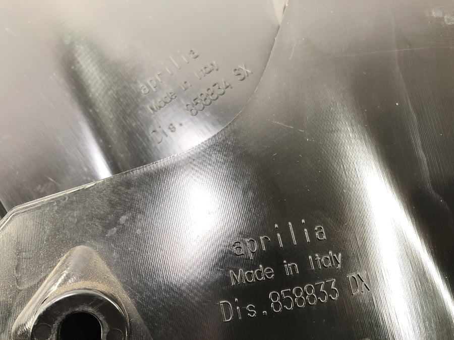 Aprilia RSV4 1000 [2010] - Tanksider, der beklædes til venstre og højre sæt par
