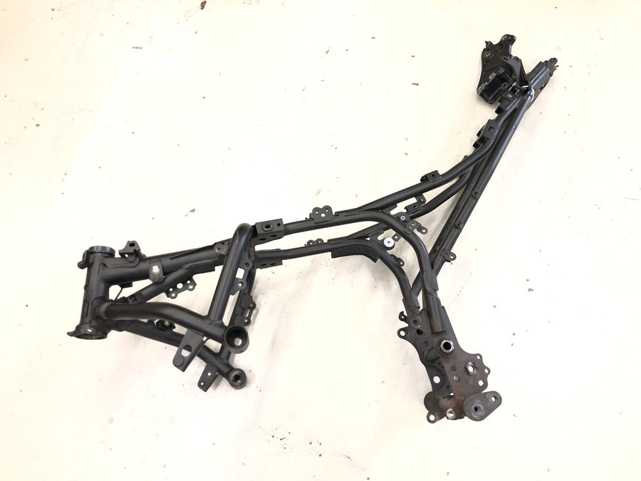 Yamaha MT07 RM04 [2014] - Ramme med papirer