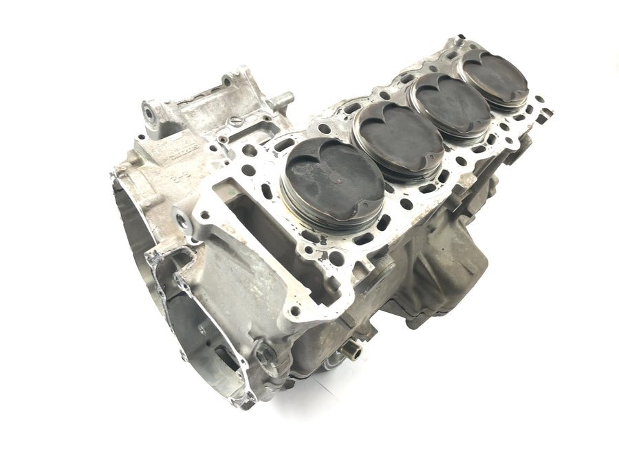 Suzuki GSX R 1000 WVBZ K3 [2003] - Motorhus cylinderblok motorblok med stempler