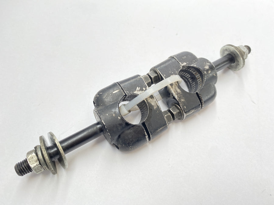Yamaha XT 600 Z Ténéré 1VJ [1986] - Styret Holder Riser Grip Bracket Clamping Holder Set -par