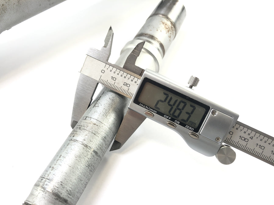 BMW R 1200 R [2007] - Gaffel Telegabel med akse med ABS -sensor