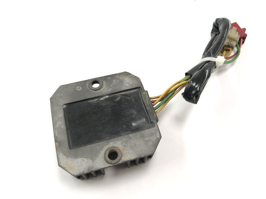 Honda NX 650 RD08 [1995] - Spændingsregulator ensretter regulatoroplader Honda