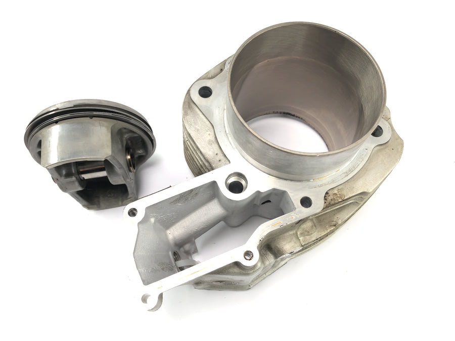 BMW R 1150 R R21 [2003] - Cylinder med stempler til højre