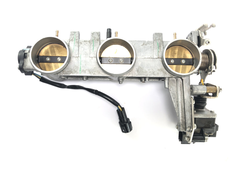 Triumph Sprint St 1050 [2005] - Gassventilinjektion