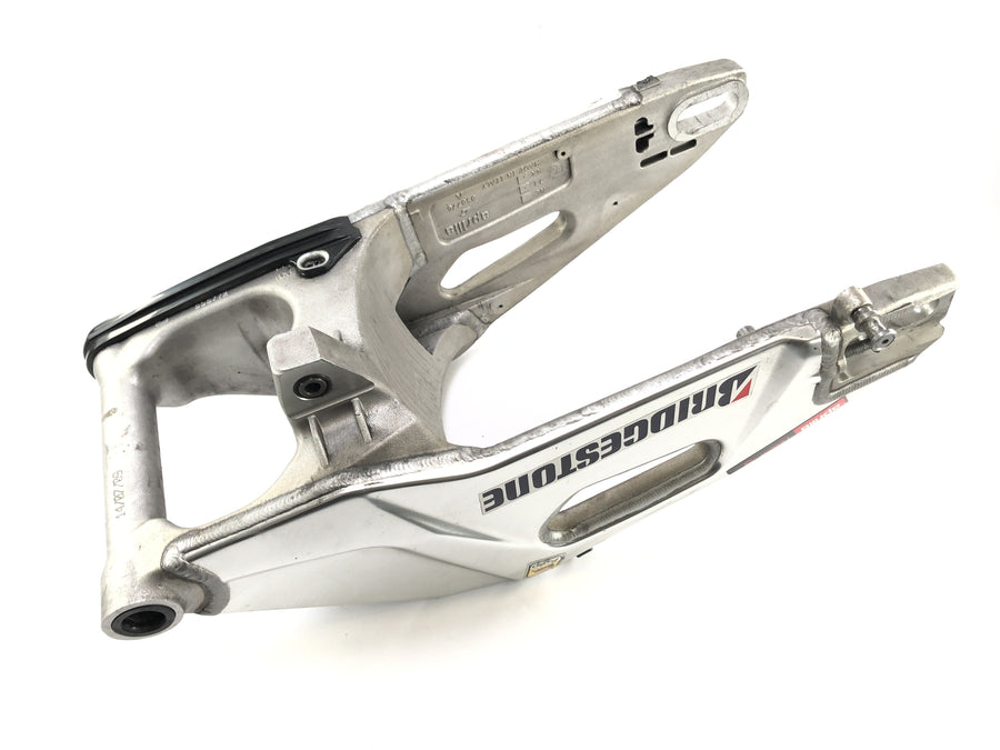 Aprilia RSV4 1000 [2010] - Swing baghjul svingmarked forbrug