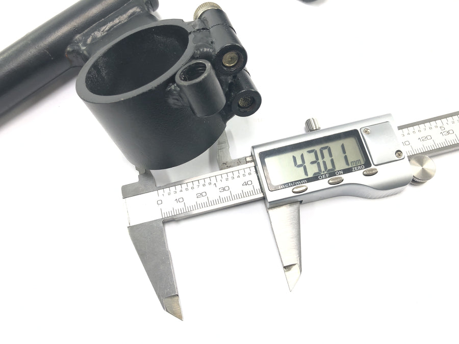 Triumph Daytona 900 T300D [1996] - styrstub clip-on styrstang 43mm