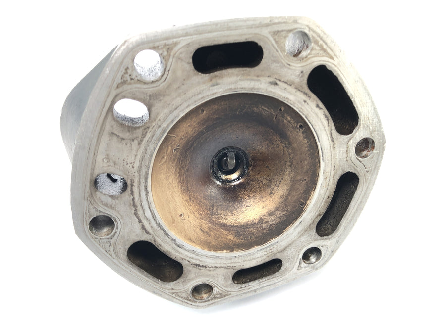 Honda NSR 125 JC22 [1998] - Cylinder Head tændrøroptagelse