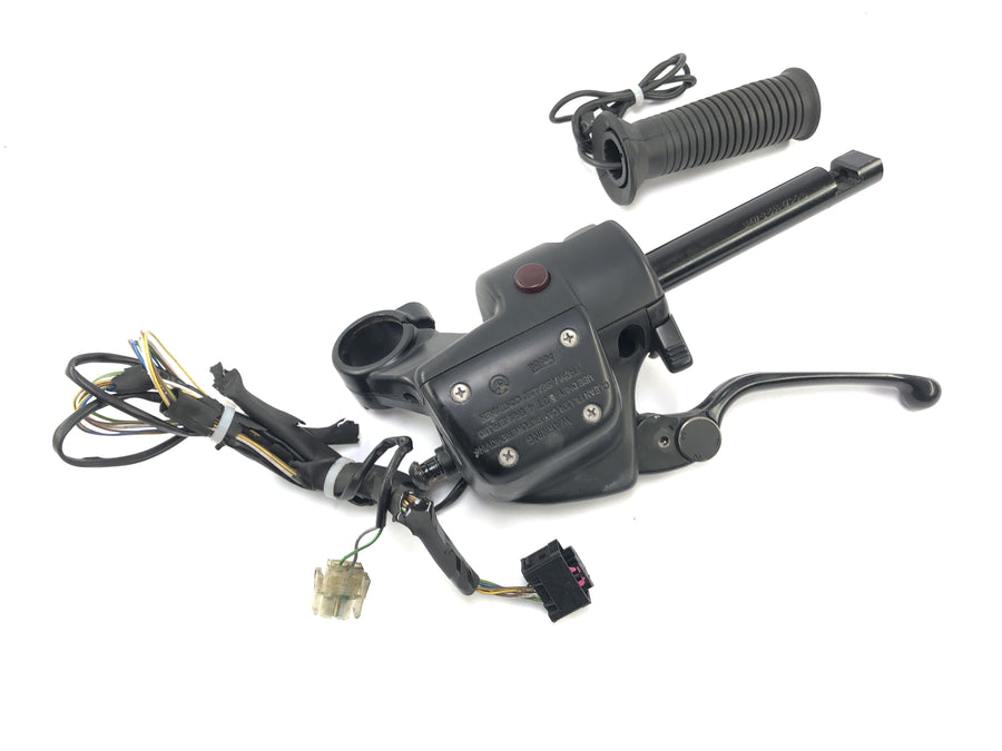 BMW R 1100 S R11S [2005] - Styrets fittings til venstre med en styrestummy styrekontakt og koblingspumpe