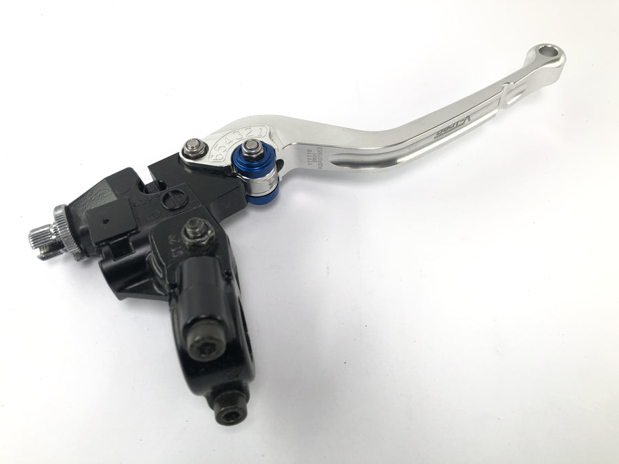 Triumph Sprint St 1050 [2005] - Handbrakepumpe og koblingsmontering med V Trec Lever og Abe