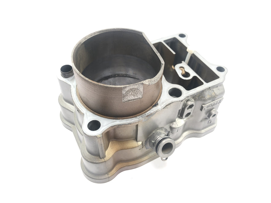 Honda XRV 750 Africa Twin RD04 [1992] - cylinder med stempel foran