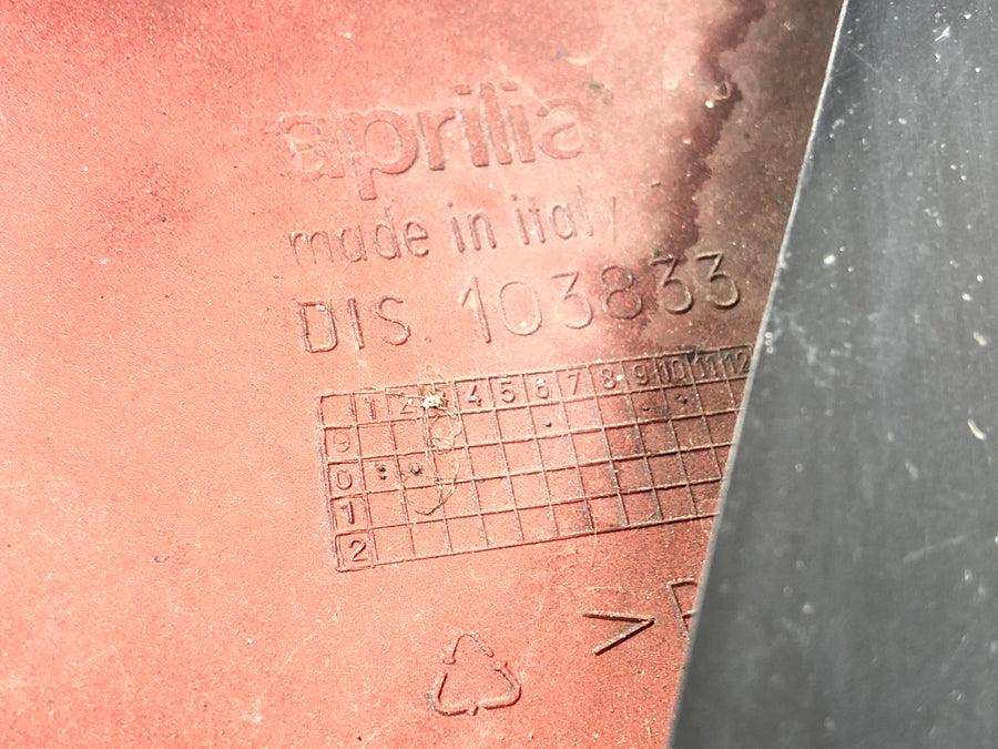 Aprilia SL 1000 Falco Pa [2000] - Side beklædning Side del af beklædningsbeklædningsdækslet til venstre