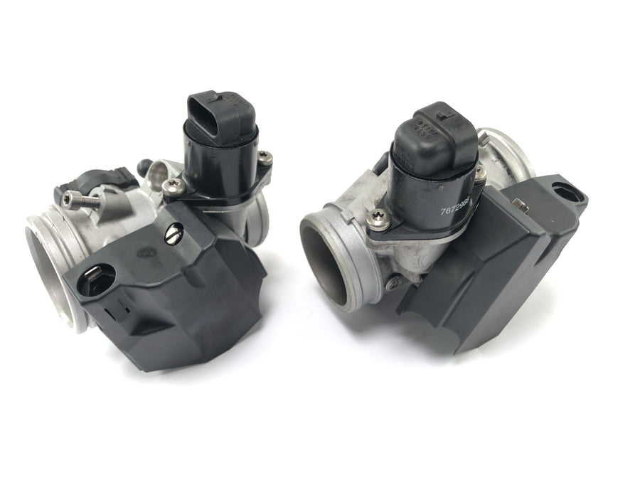 BMW R 1200 St R1ST [2006] - Gassventilenhed til venstre og højre gashåndteringsventiler