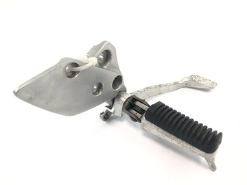 Yamaha XJR 1200 4PU [1996] - Førerfodstøtte til højre med bremsepedal og holder