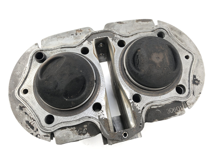 Yamaha XS 650 SE 3L1 [1979] - Cylinder med stempel