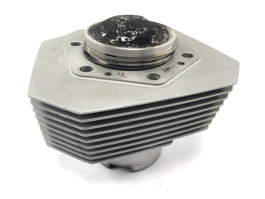 Moto Guzzi V11 Sport [1999] - cylinder med stempel til højre