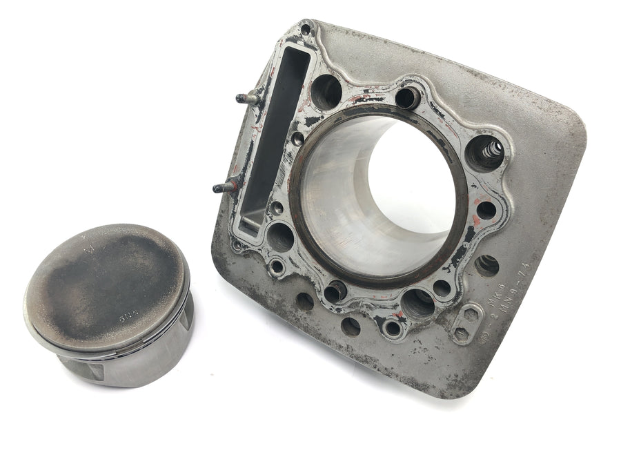 Honda NX 650 Dominator RD02 [1994] - Cylinder med stempel