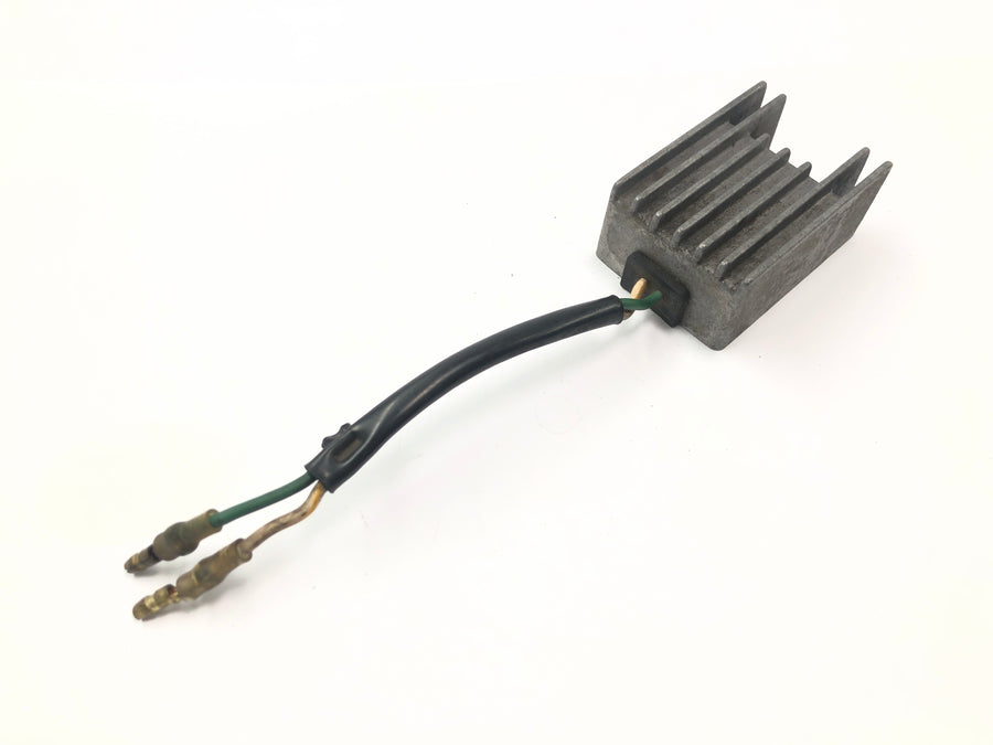 Honda XL 600 R PD03 [1986] - Spændingsregulator regulator ensretter