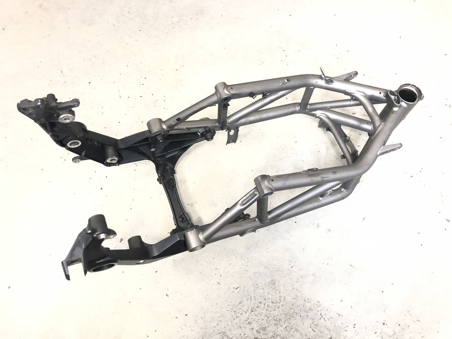 Ducati Multistrada 1200 S Touring [2009] - Ramme hovedramme med papirer
