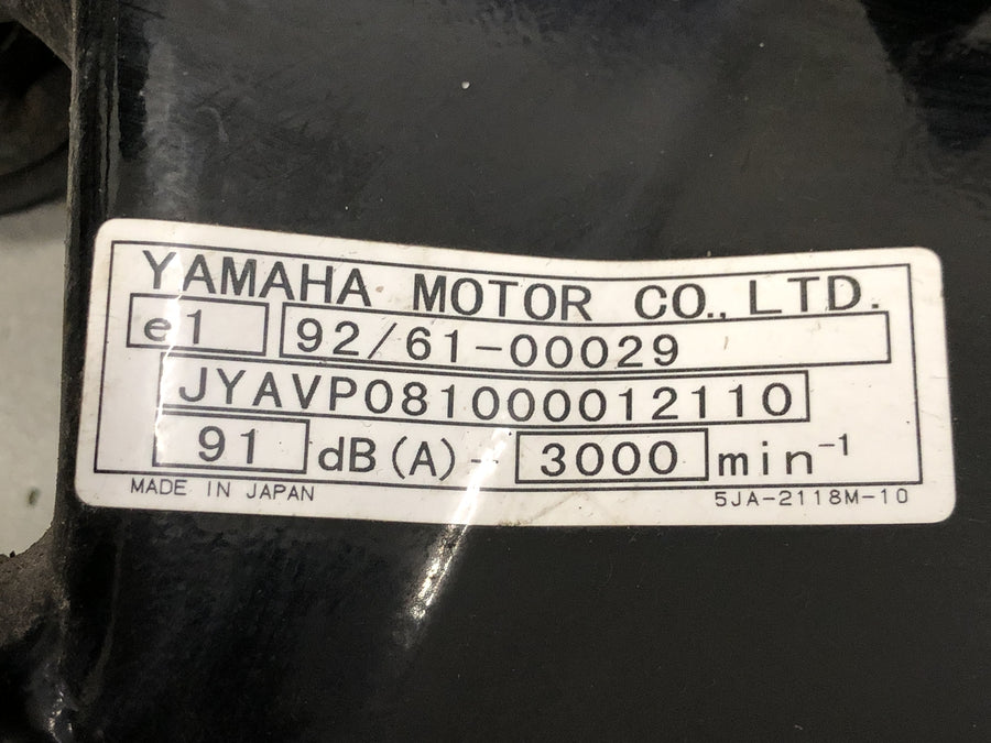 Yamaha XV 1600 Wild Star VP08 [2002] - Ramme med papirer