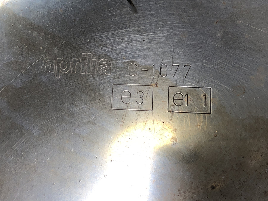 Aprilia første 1000 Futura [2002] - Final Silencer udstødning