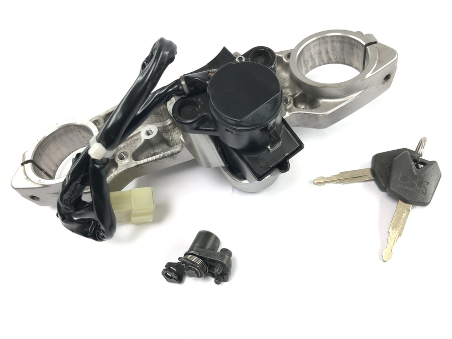 Kawasaki Versys KLE 650 A [2006] - Låsesæt med øvre gaffelbro tændingslås sædelås