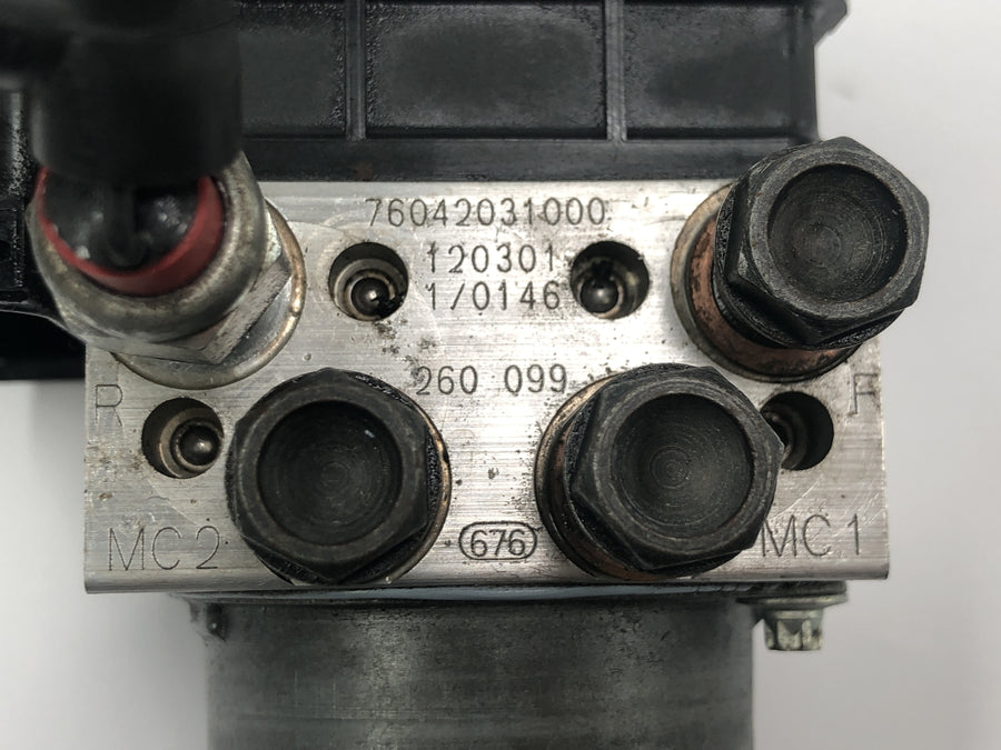 KTM Duke 690 A3 [2012] - ABS styreenhed hydraulisk blokmodulator bremsetrykregulator