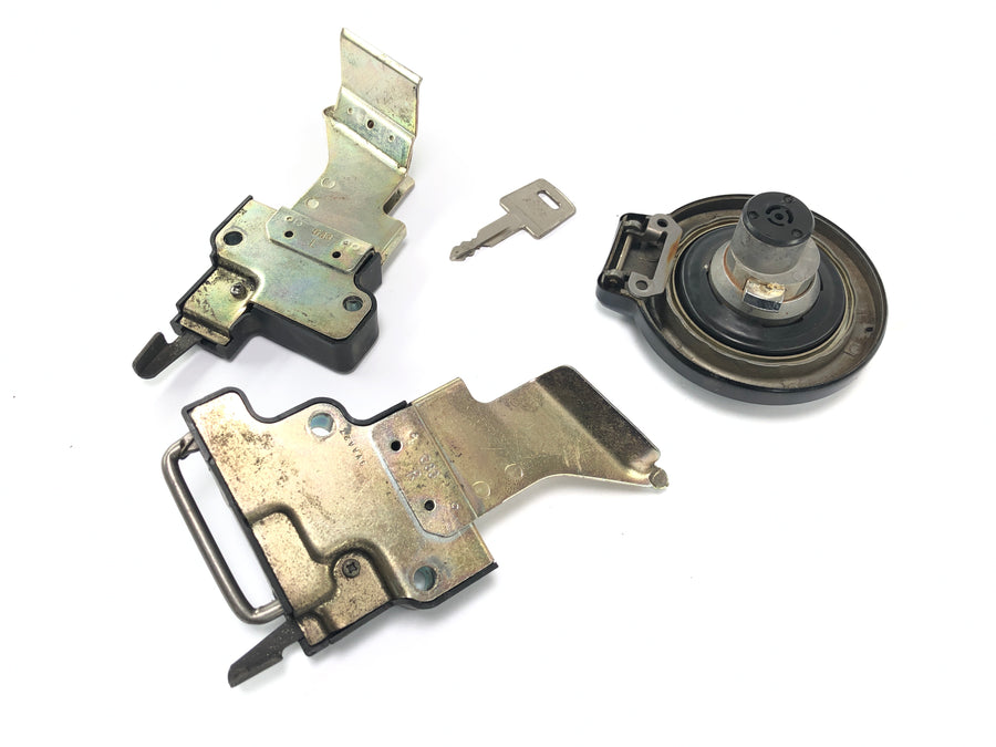 Honda CBX 750 RC17 [1984] - Tank Cover Helmet Lock Schlosskit Set Key