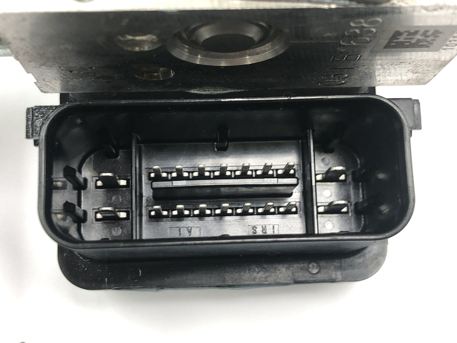 KTM Duke 690 A3 [2012] - ABS styreenhed hydraulisk blokmodulator bremsetrykregulator