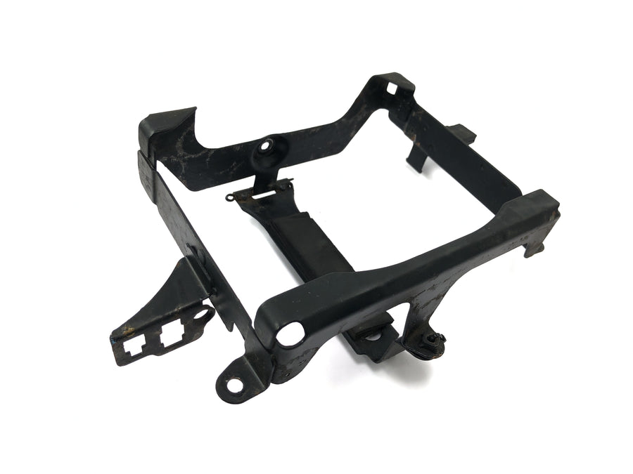 Honda Goldwing GL 1200 SC14 [1988] - Batteriboks batteriholder beslag