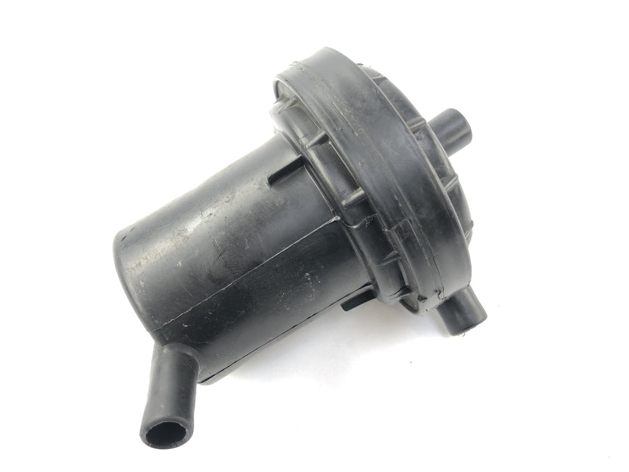 Honda NX 650 RD02 [1989] - Ventilationscontainer Crankcase Ventilation