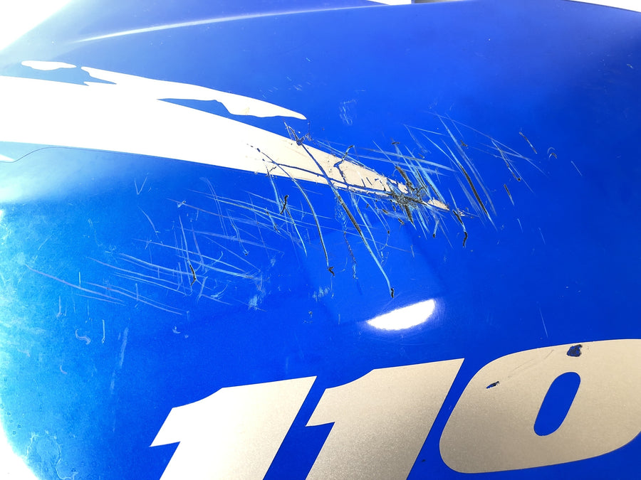 Suzuki GSX-R 1100 W GU75 C [1994] - Sidepanel højre med ridser