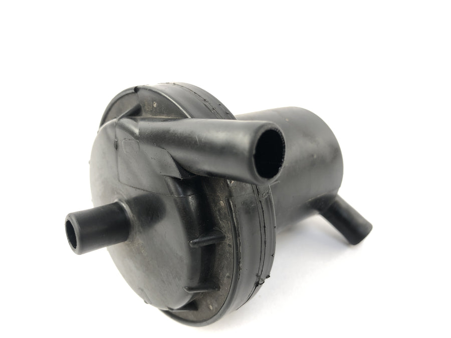 Honda NX 650 RD02 [1989] - Ventilationscontainer Crankcase Ventilation