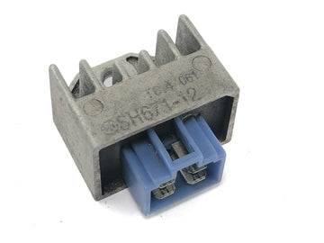 Yamaha DT 125 R DE03 [2000] - Spændingsregulator ensretter regulator laderegulator