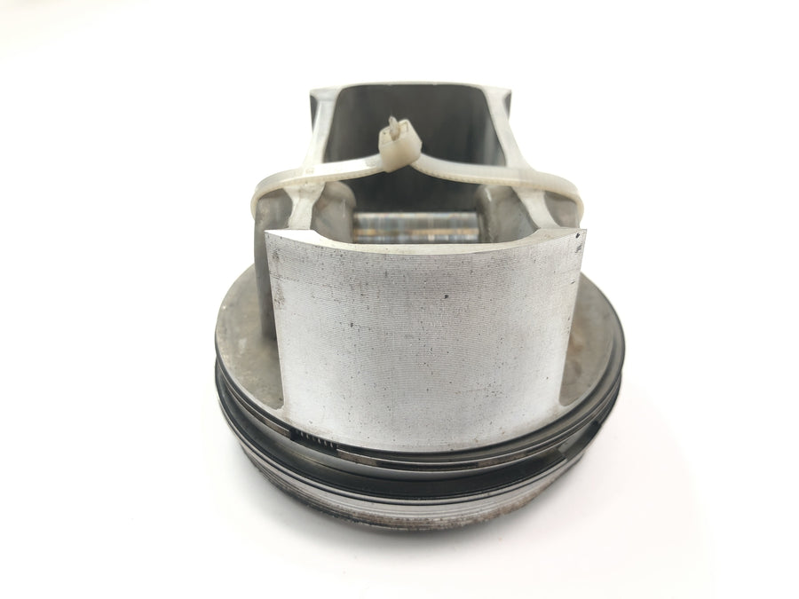 Moto Guzzi V10 Centauro [1998] - cylinder med stempel til højre