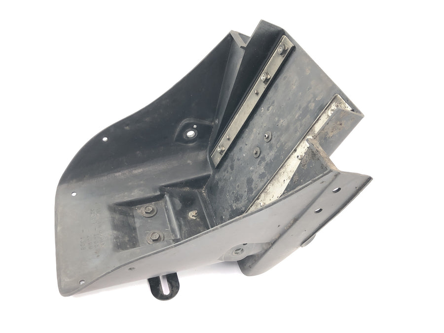 Kawasaki Zephyr 750 ZR750C [1994] - Bagskærm, nummerpladeholder bag, baglygtemontering