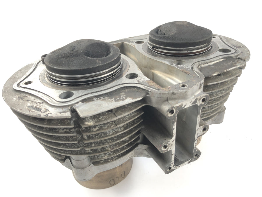 Yamaha XS 650 SE 3L1 [1979] - Cylinder med stempel