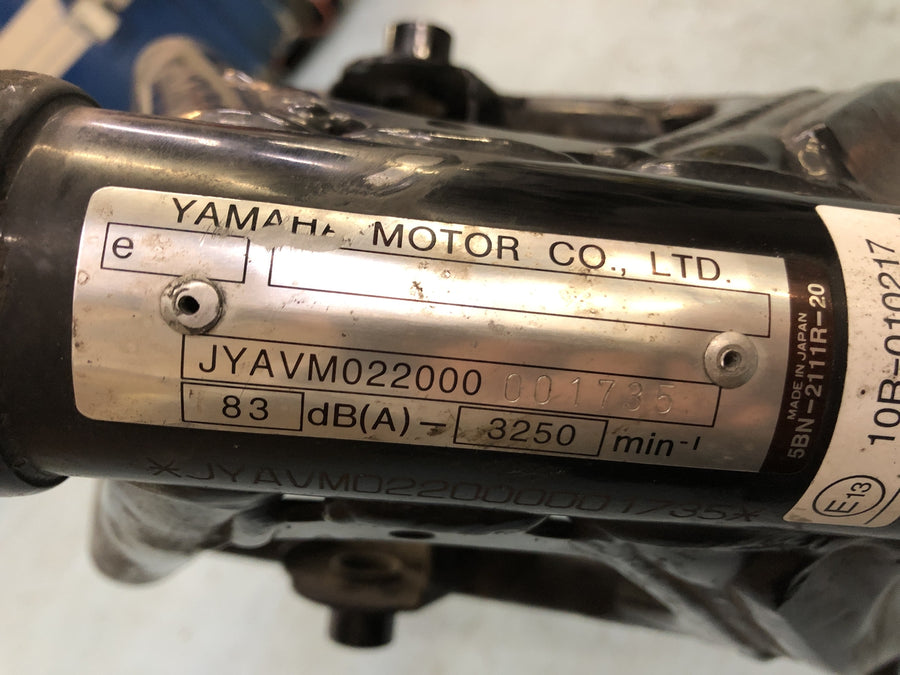 Yamaha XVS 650 Drag Star VM02 [1998] - Ramme med papirer